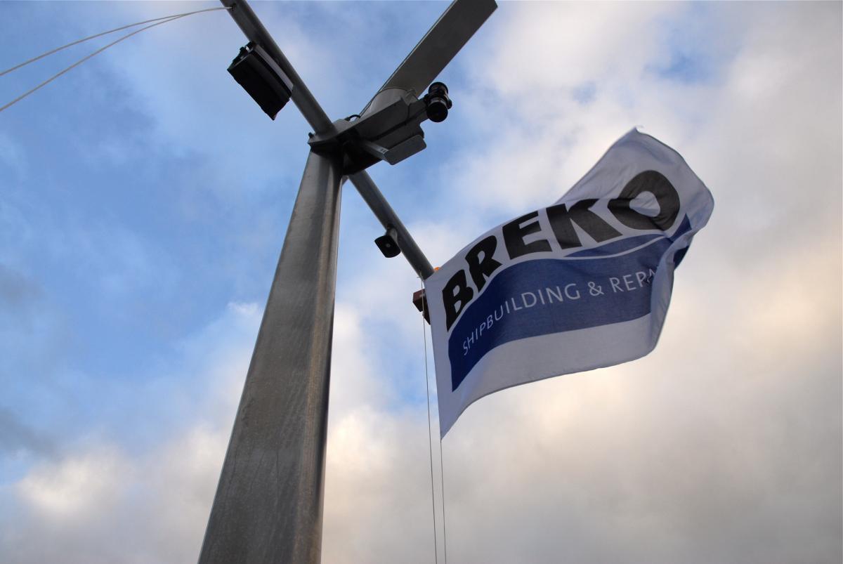 MTS SPANGEN|BREKO Mts Spangen hijst de Breko-vlag